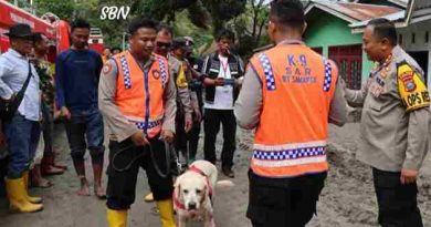 Polda Sumut Turunkan Anjing Pelacak Bantu Pencarian Korban Longsor di Humbahas